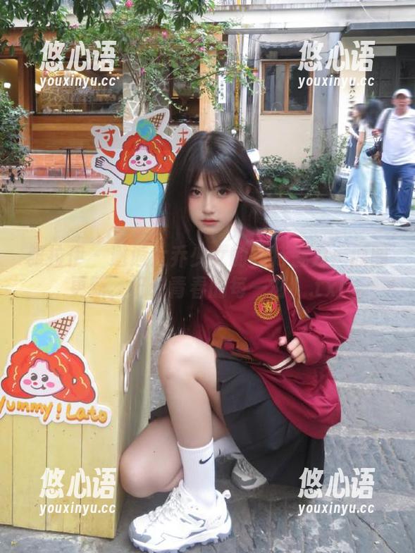 雅拉伊 - 邂逅大乔少女的独特魅力：原图更新，记录青春的每一刻！.txt