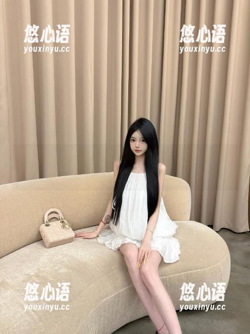 青豆客-玉兔miki 青豆客 - 玉兔miki的可爱风采:精选图集展示她独特的个性与魅力.txt