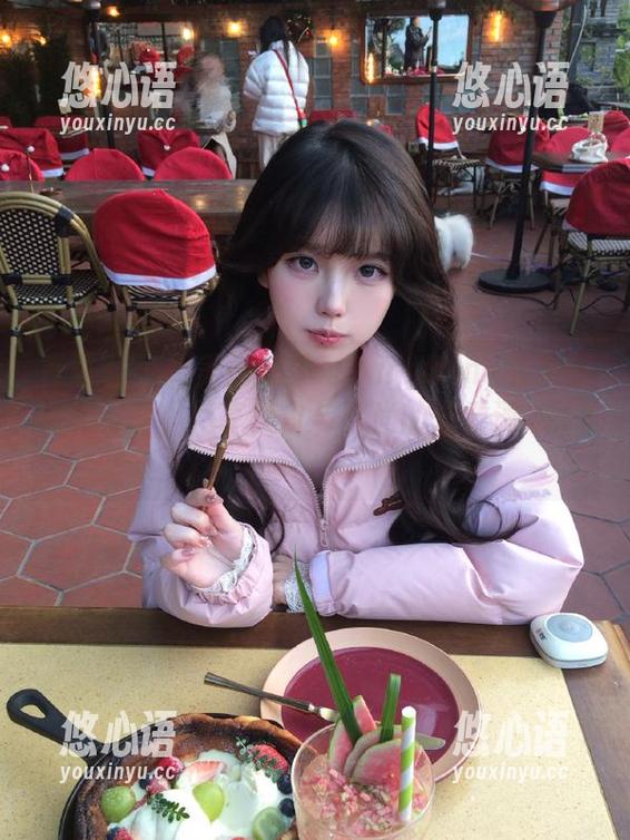 青豆客 - 绝美厨娘黄可christine带来的福利写真，尽享美食与时尚的双重诱惑.txt