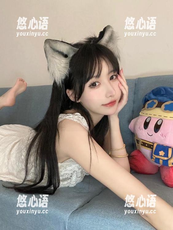 魅妍社 - 陈雅漫VICKY最新居家写真作品：探索家中的日常美好瞬间.txt