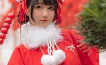 跟随魔物喵nigisa妹妹的脚步：美图cos展现她的青春活力，惊艳揭晓！.txt